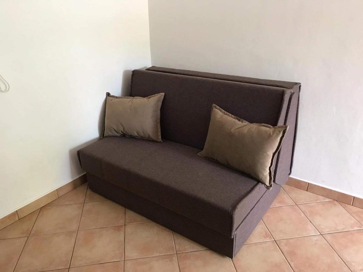 Apartmani Anita Malinska Exteriör bild