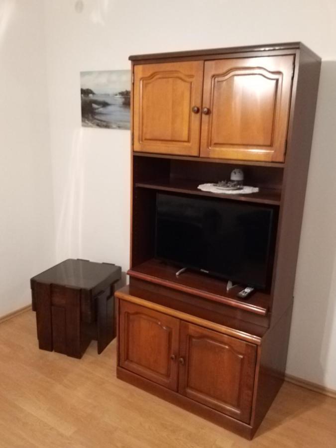 Apartmani Anita Malinska Exteriör bild